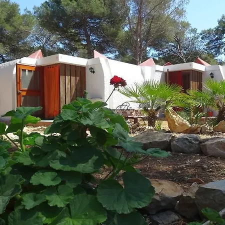 Villaggio Nurral Aldeamento Turístico 3*